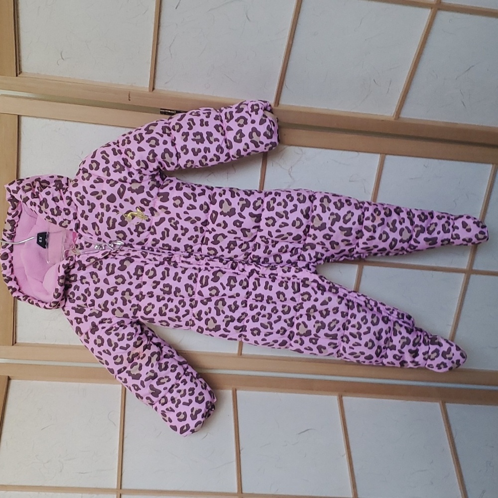 Baby Girl Size 6-9 Mos. Pink/tan/brown Cheetah Baby Phat winter snowsuit